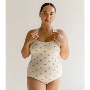 ARQ Brand new with tags, Cleo Leo in yellow calico, medium